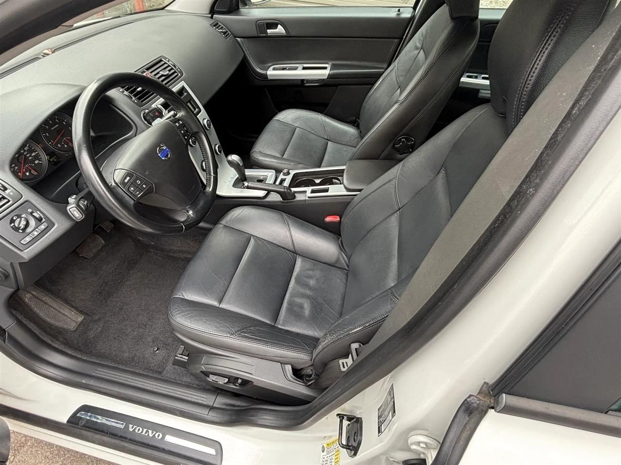 Volvo S40 2.4i 2010