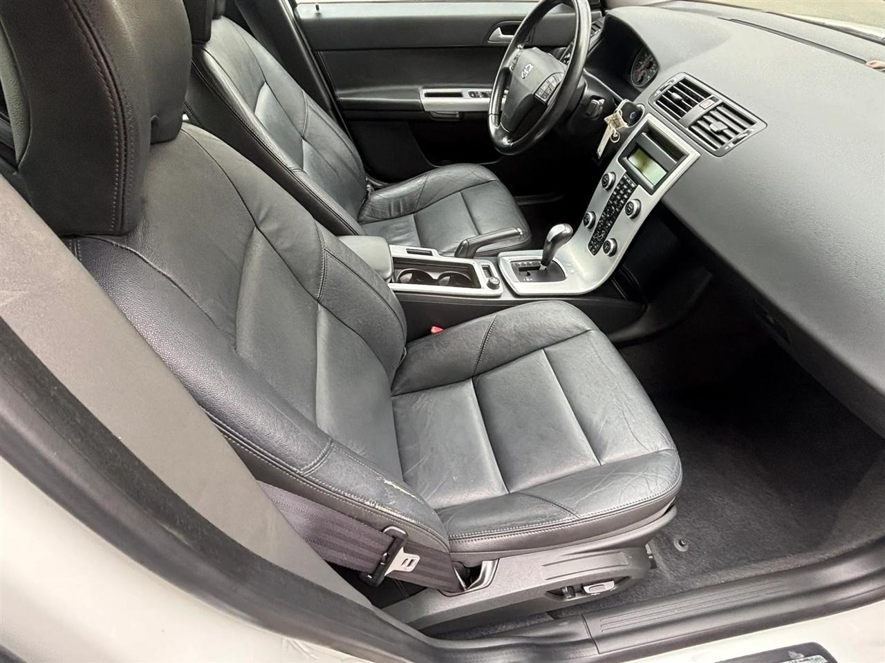 Volvo S40 2.4i 2010