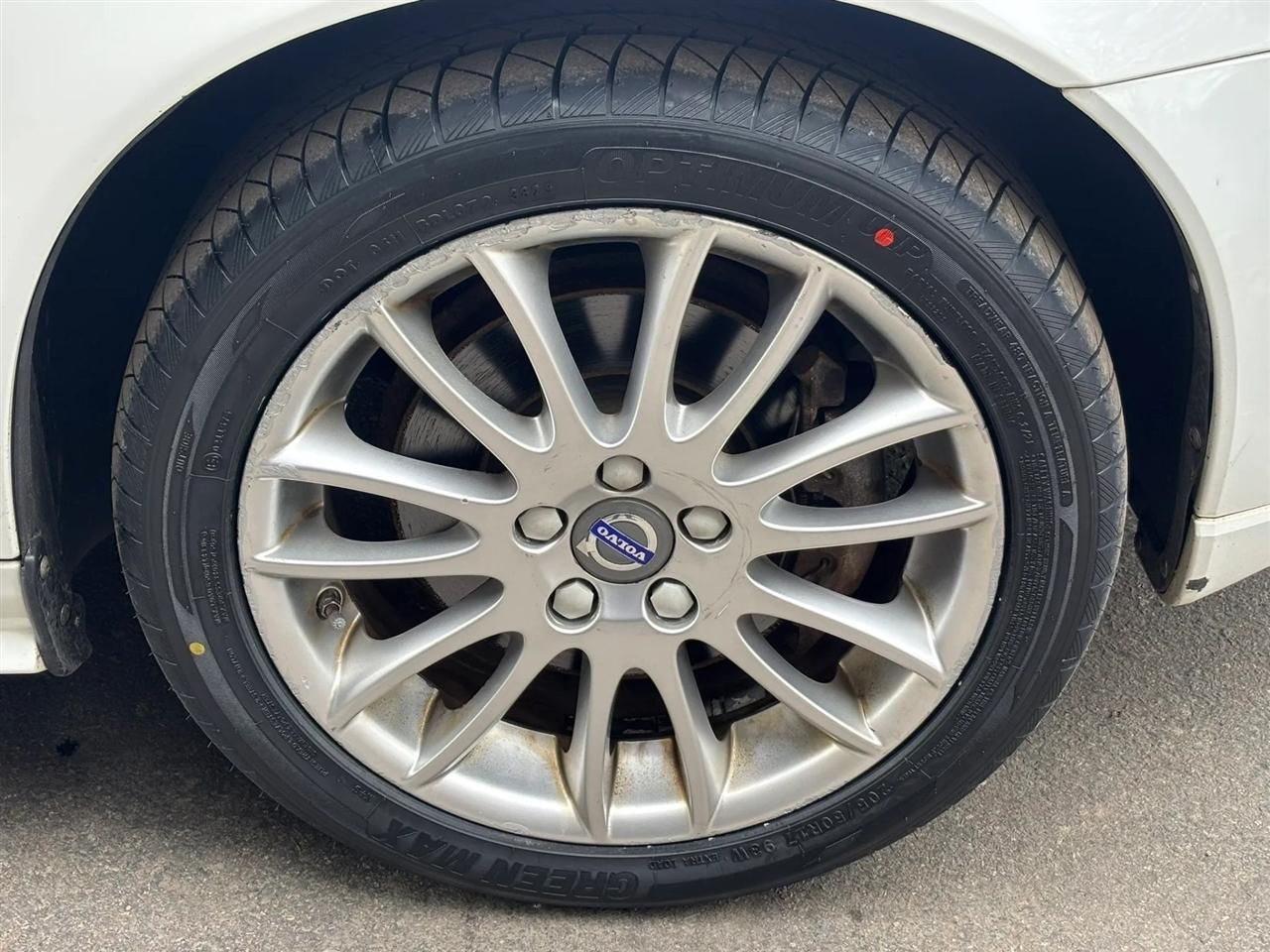 Volvo S40 2.4i 2010