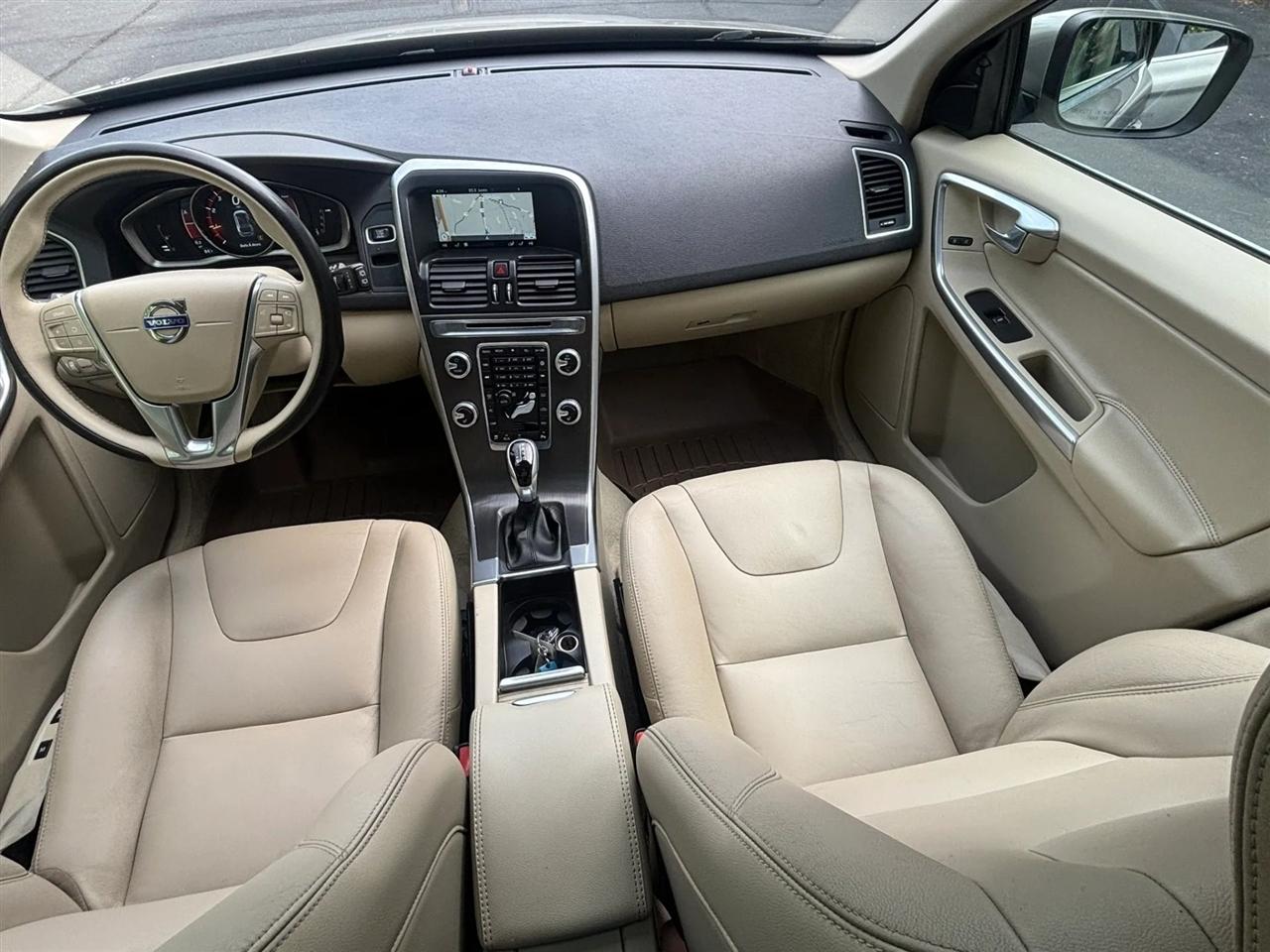 Volvo XC60 T5 Drive-E Premier FWD 2016