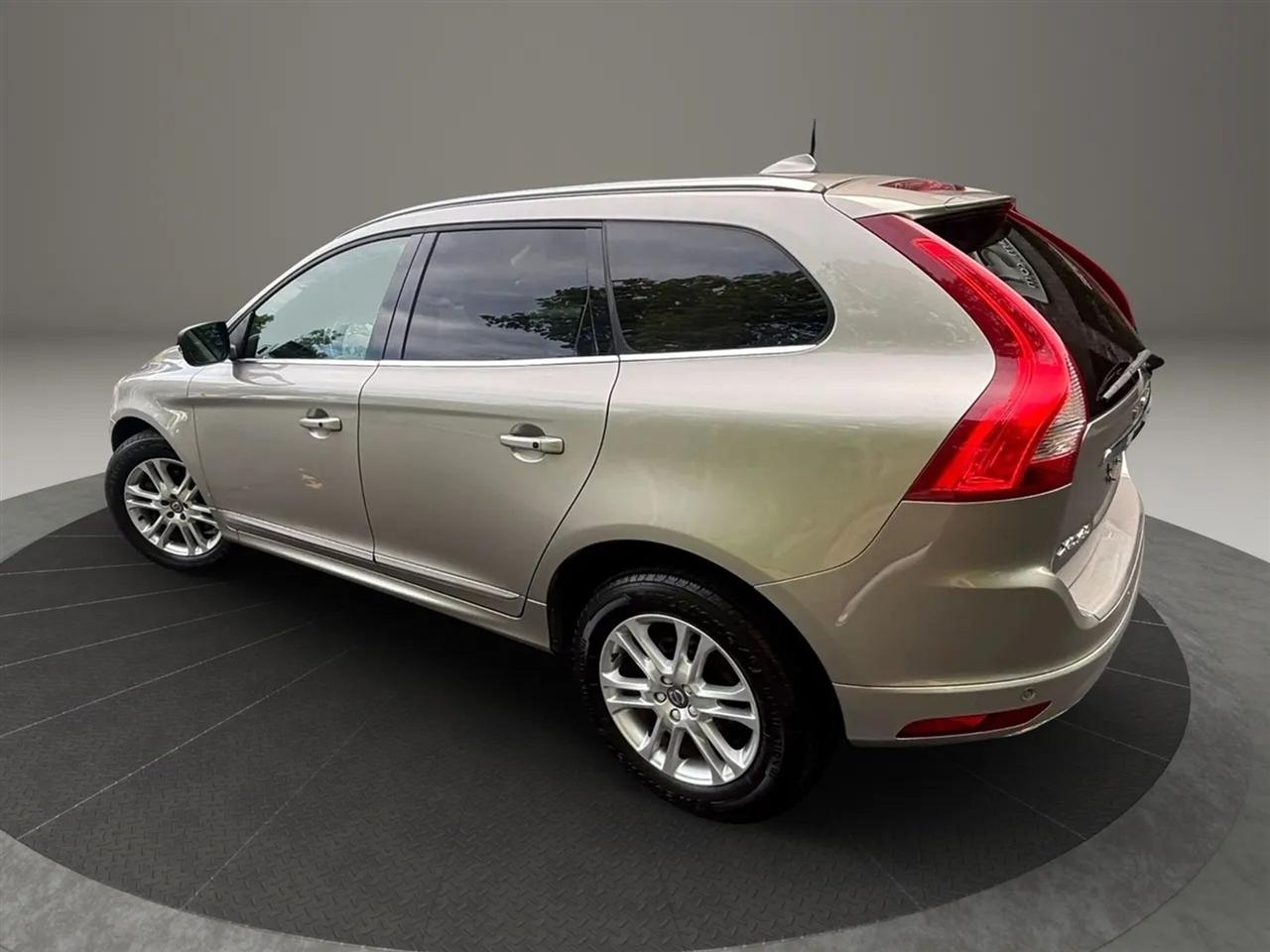 Volvo XC60 T5 Drive-E Premier FWD 2016