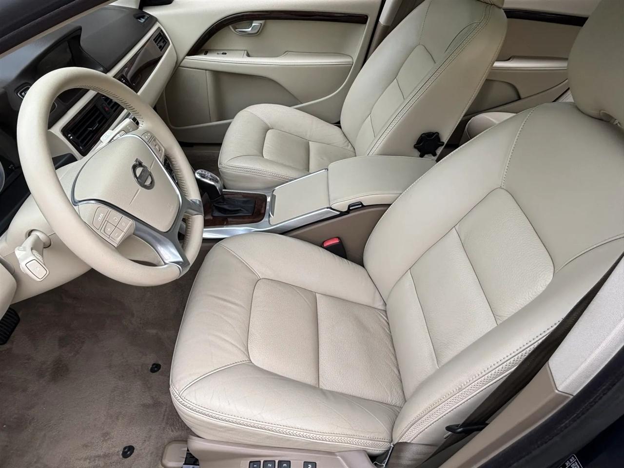 Volvo XC70 3.2 Premier 2013