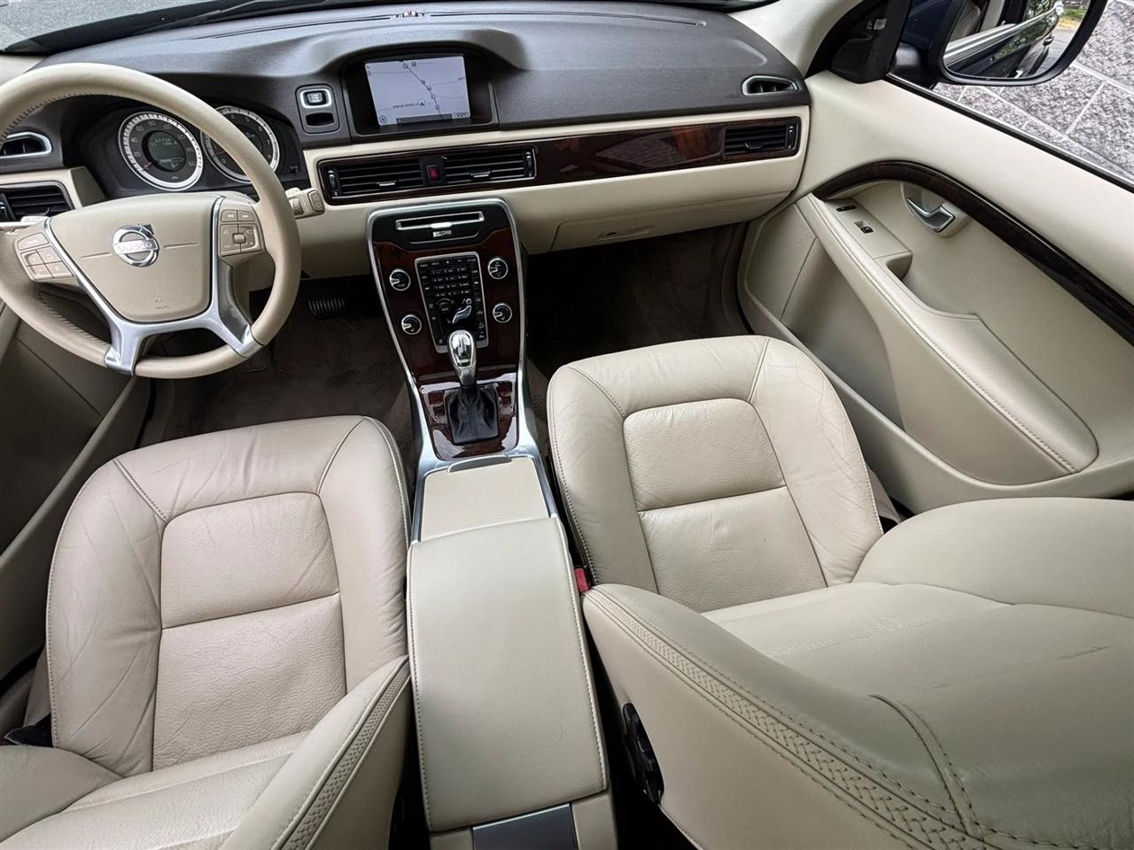 Volvo XC70 3.2 Premier 2013