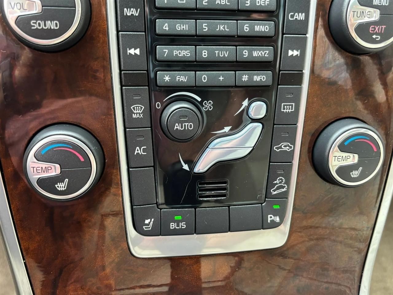 Volvo XC70 3.2 Premier 2013