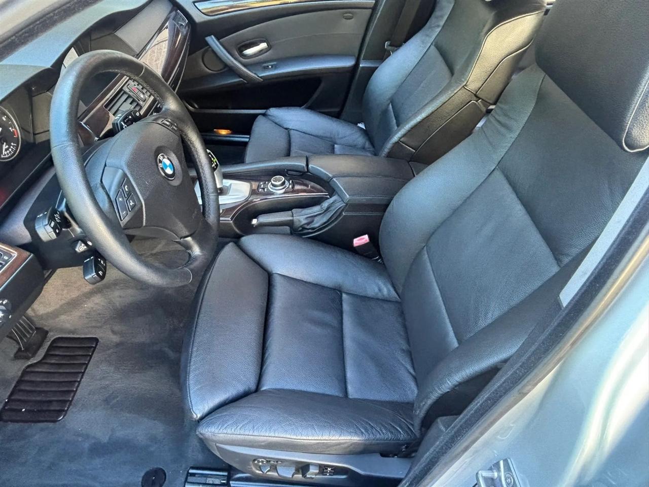 BMW 5-Series Sport Wagon 535xi 2010