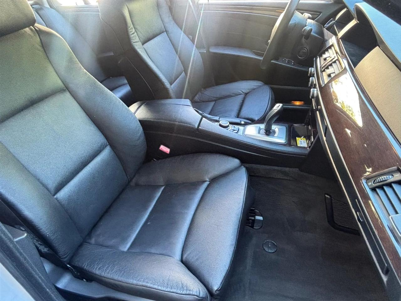 BMW 5-Series Sport Wagon 535xi 2010