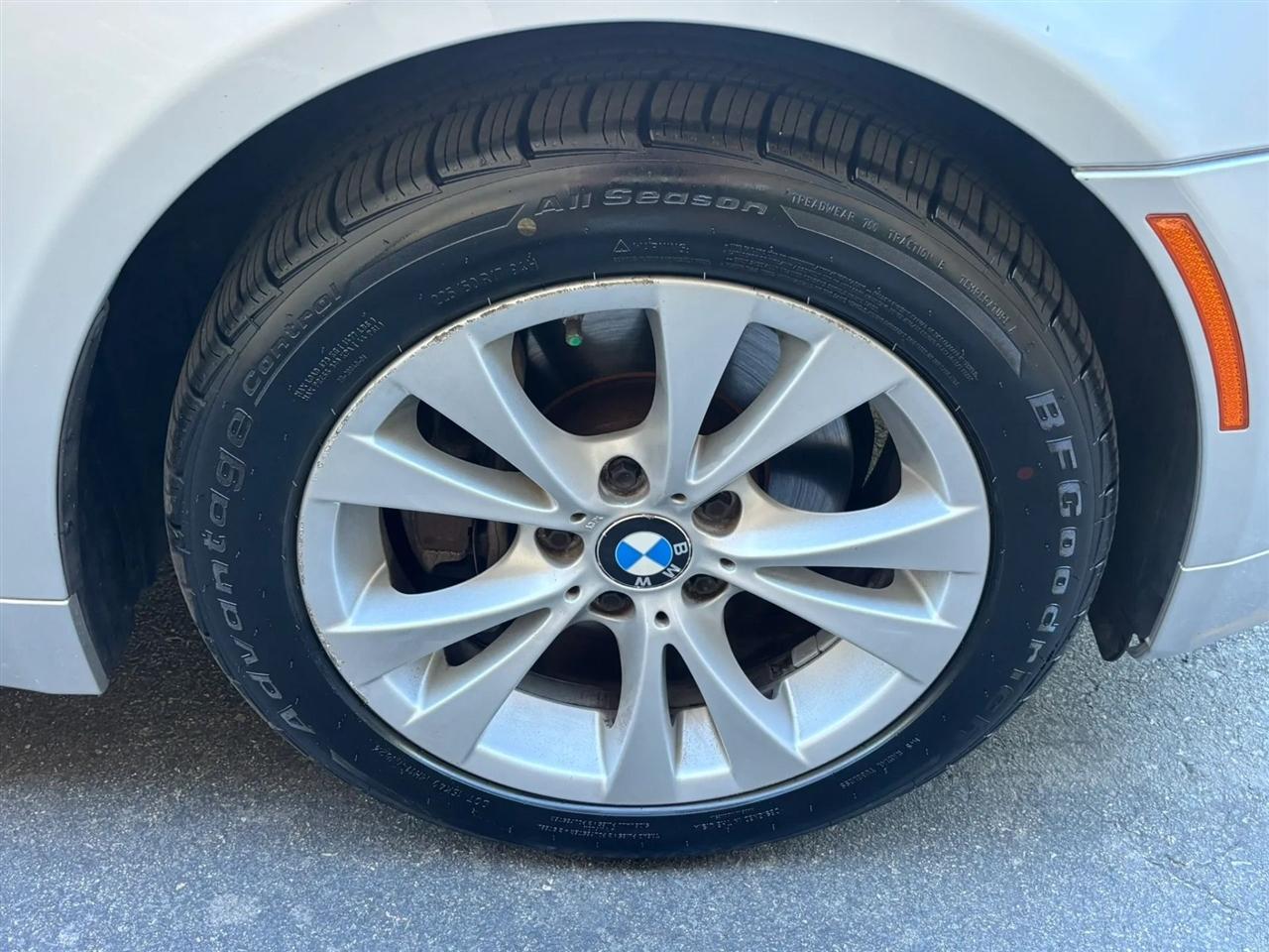 BMW 5-Series Sport Wagon 535xi 2010