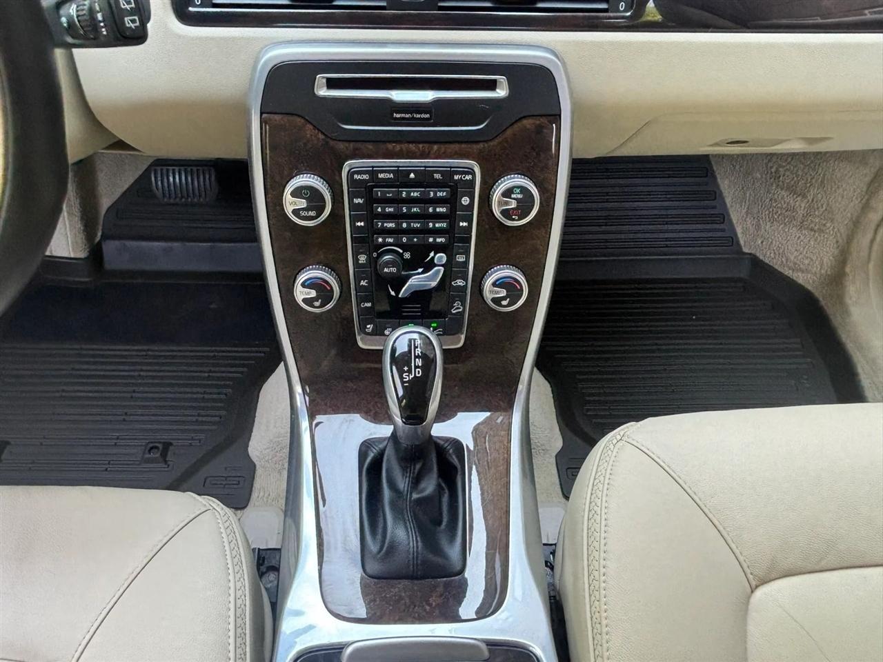 Volvo XC70 T5 Platinum AWD 2016