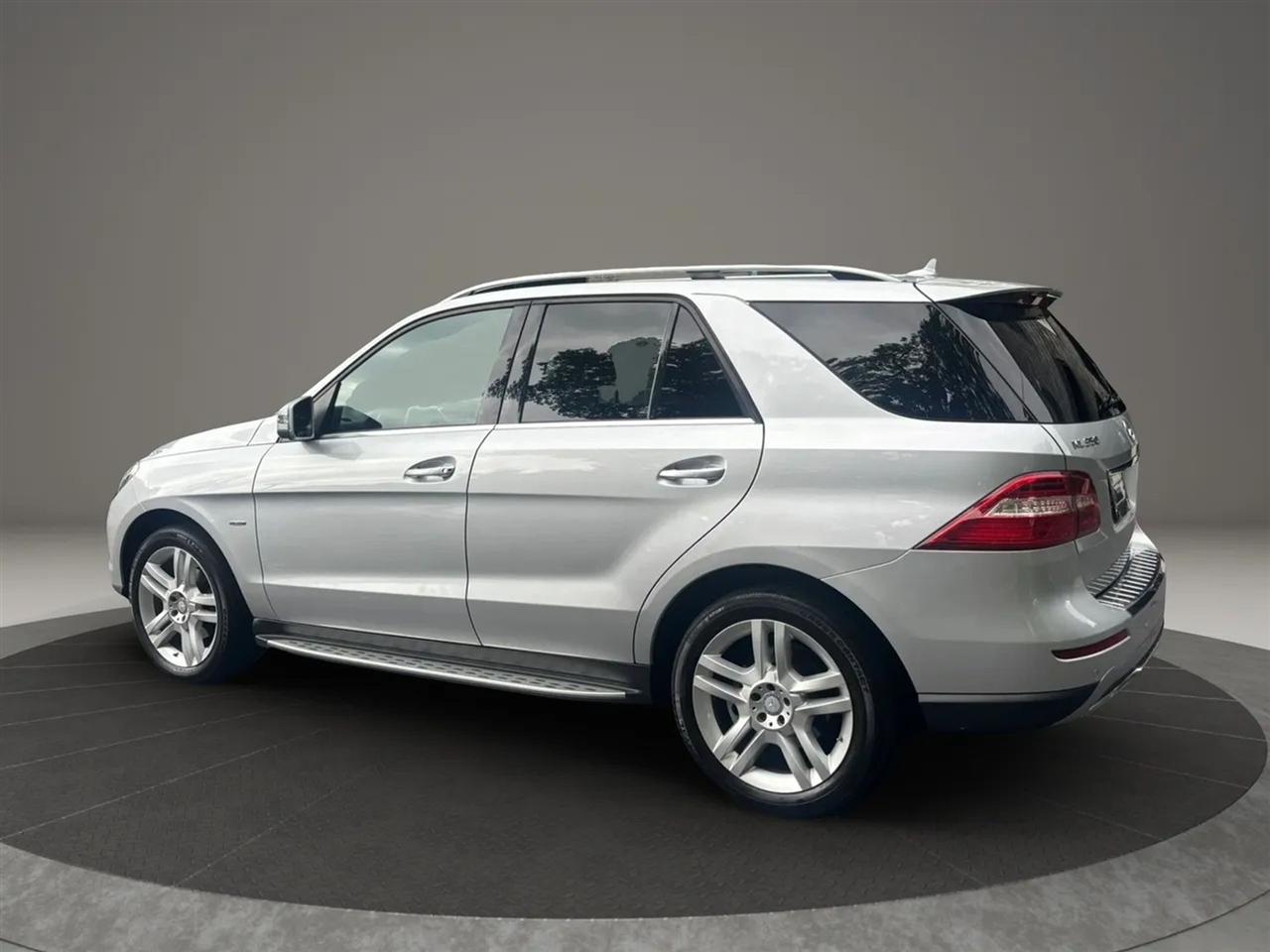 Mercedes-Benz M-Class ML350 4MATIC 2012
