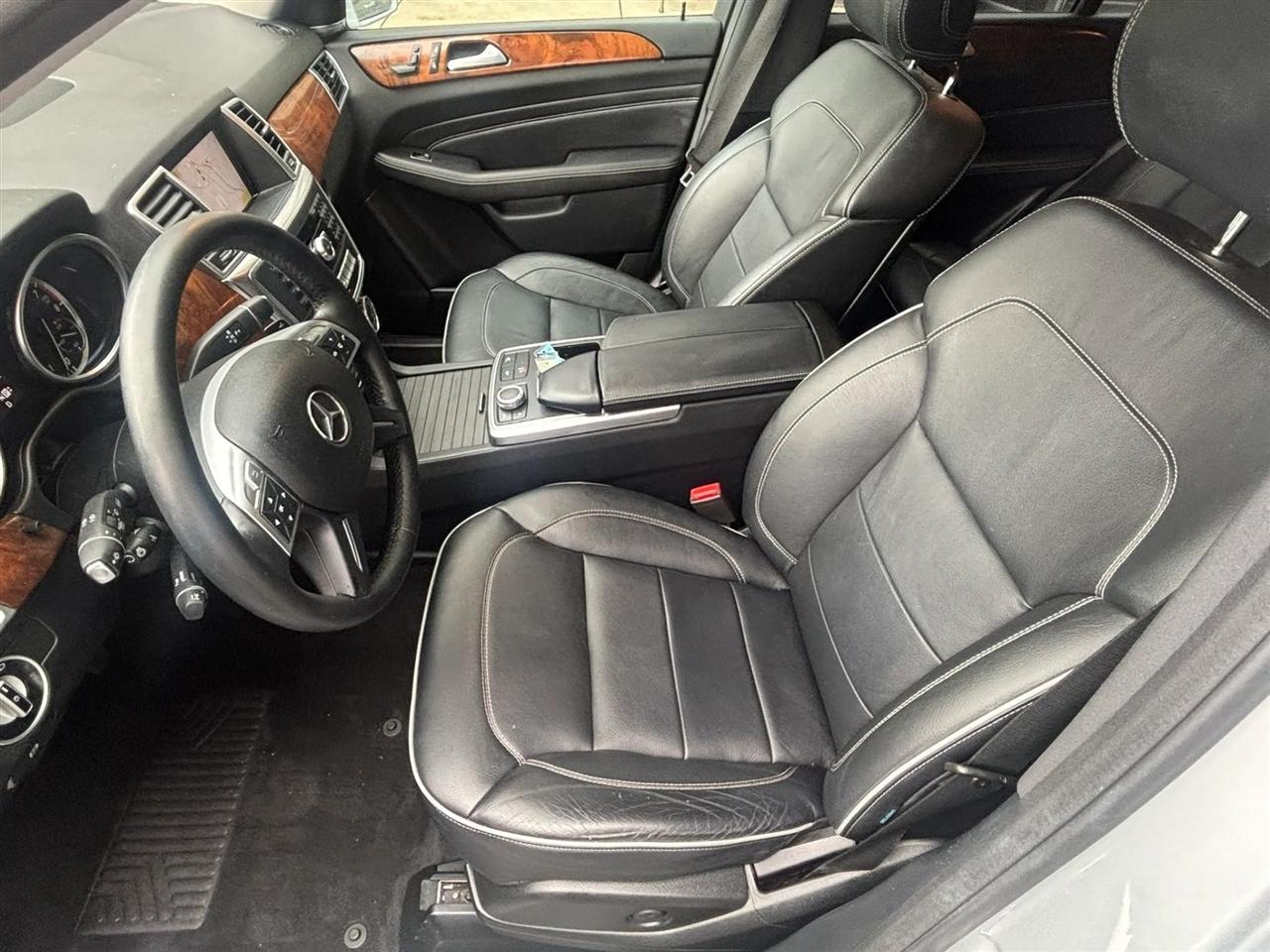Mercedes-Benz M-Class ML350 4MATIC 2012
