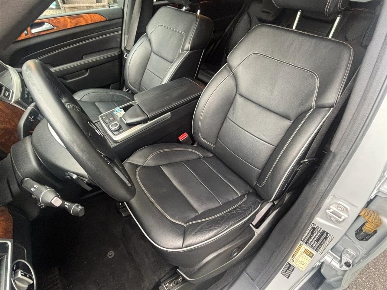 Mercedes-Benz M-Class ML350 4MATIC 2012