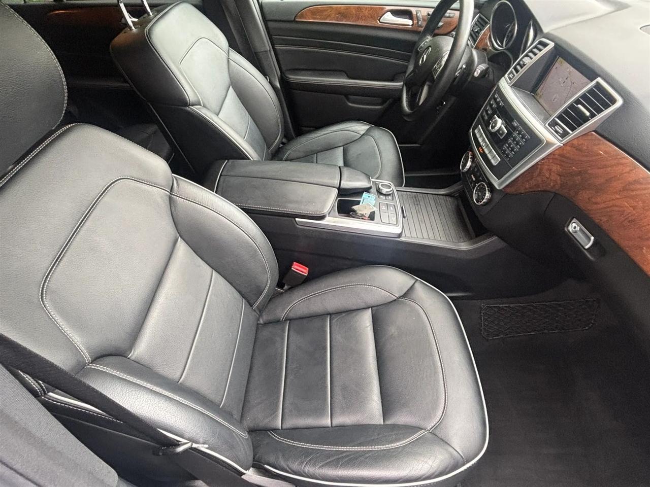 Mercedes-Benz M-Class ML350 4MATIC 2012