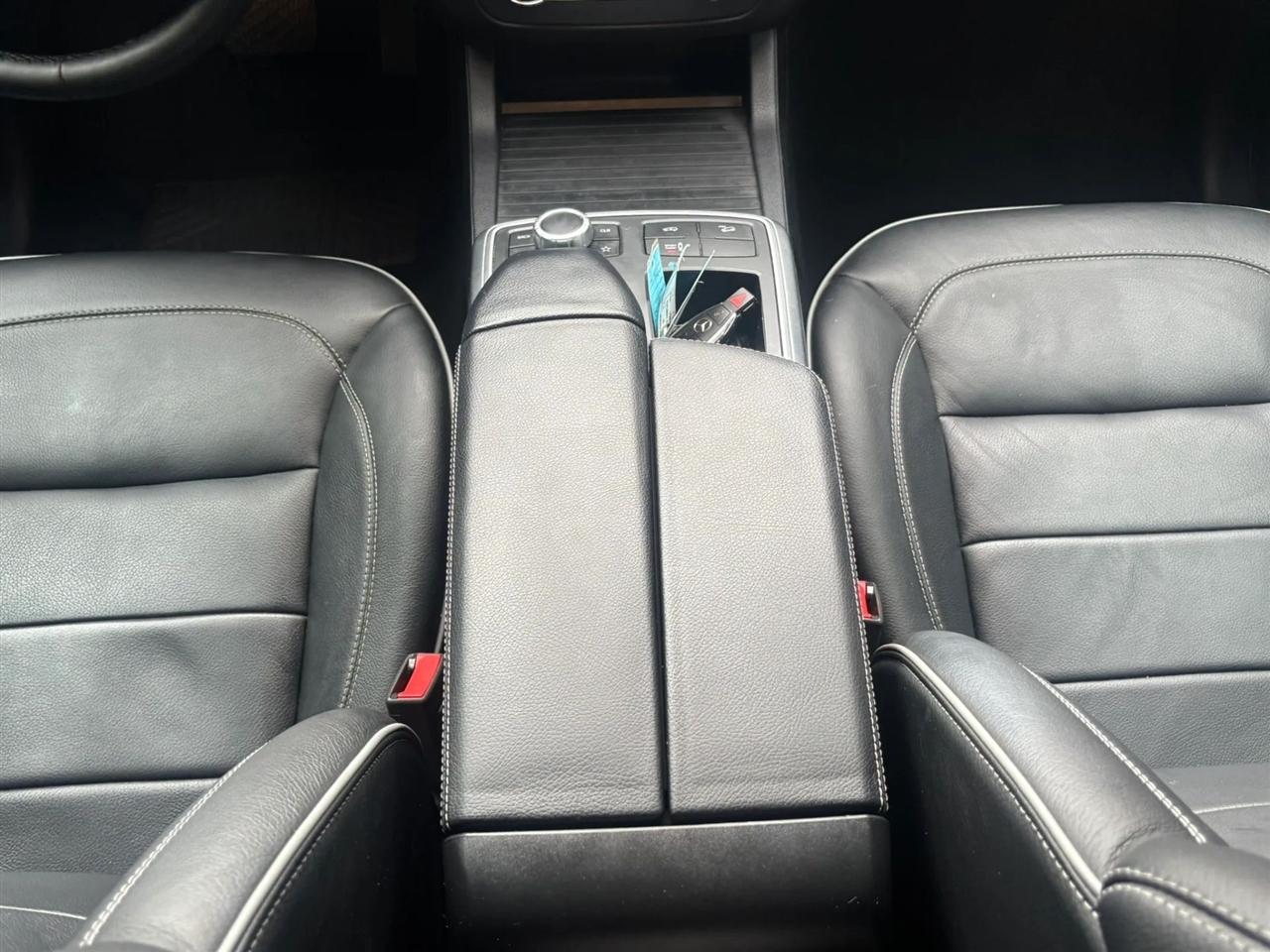 Mercedes-Benz M-Class ML350 4MATIC 2012