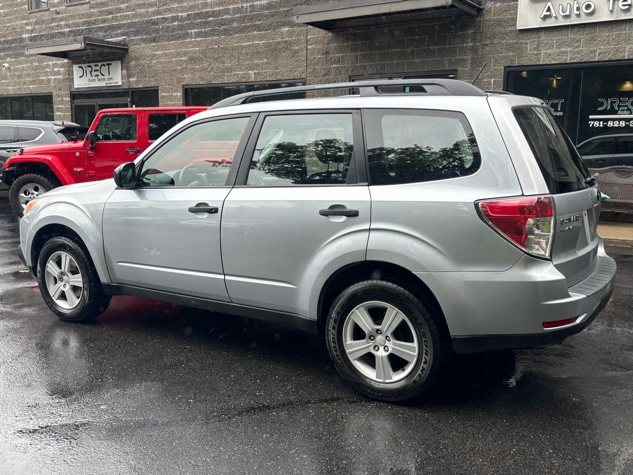 Subaru Forester 2.5X 2012