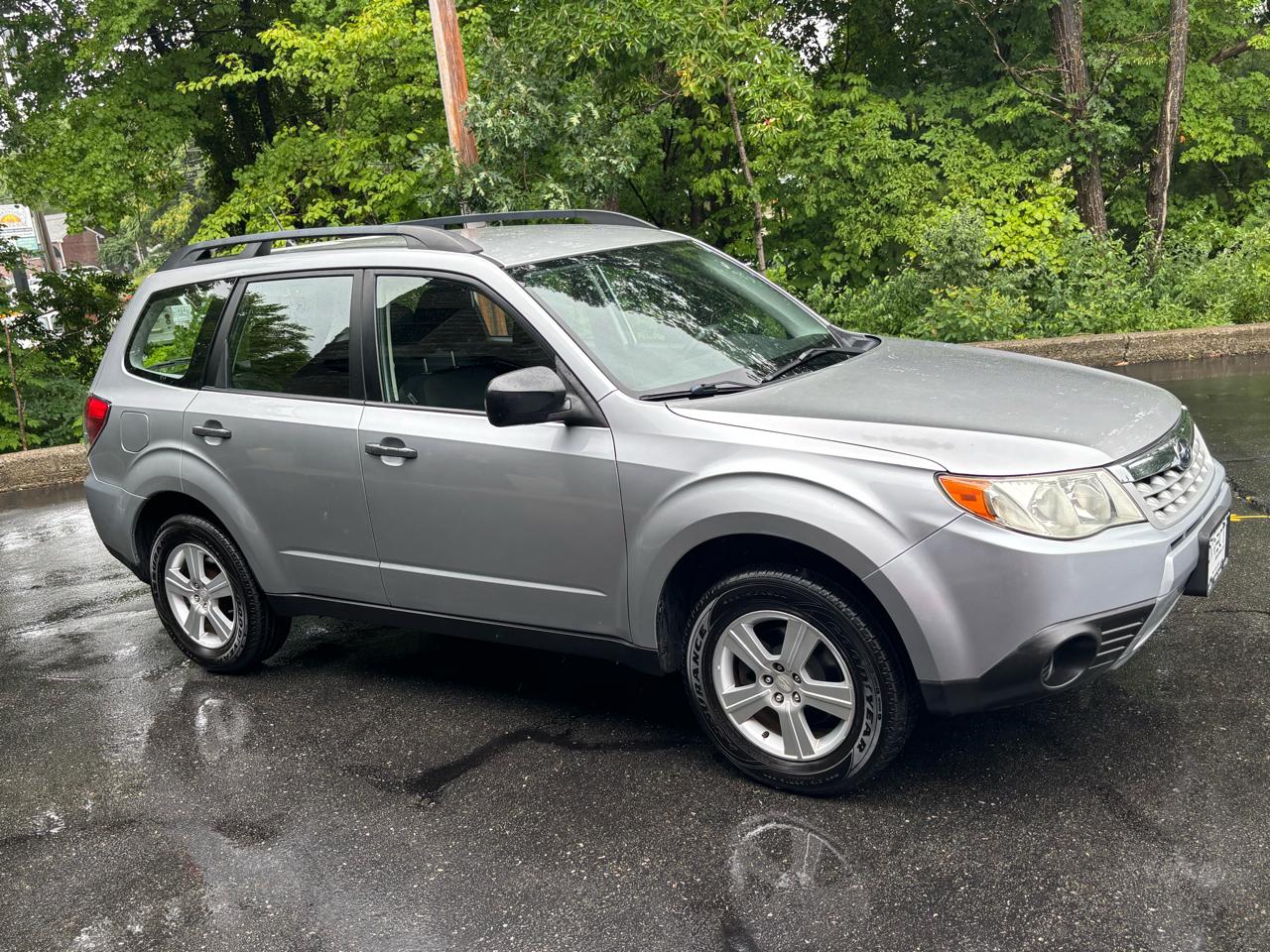 Subaru Forester 2.5X 2012