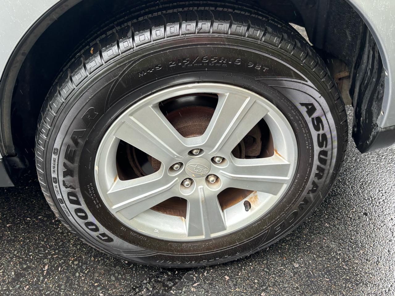 Subaru Forester 2.5X 2012