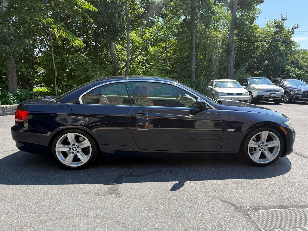 BMW 3-Series 335i Convertible 2010