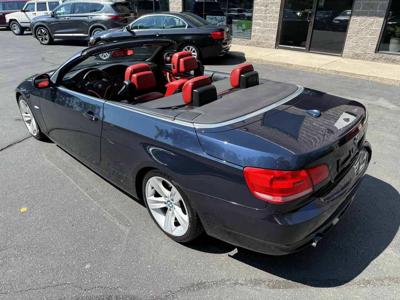 BMW 3-Series 335i Convertible 2010