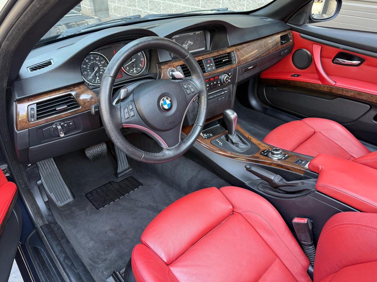 BMW 3-Series 335i Convertible 2010