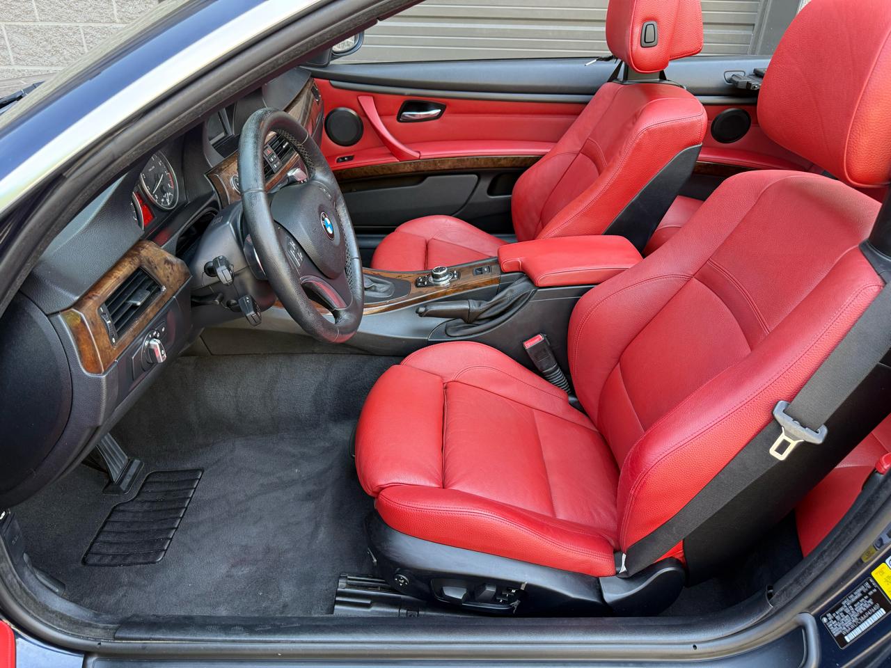 BMW 3-Series 335i Convertible 2010