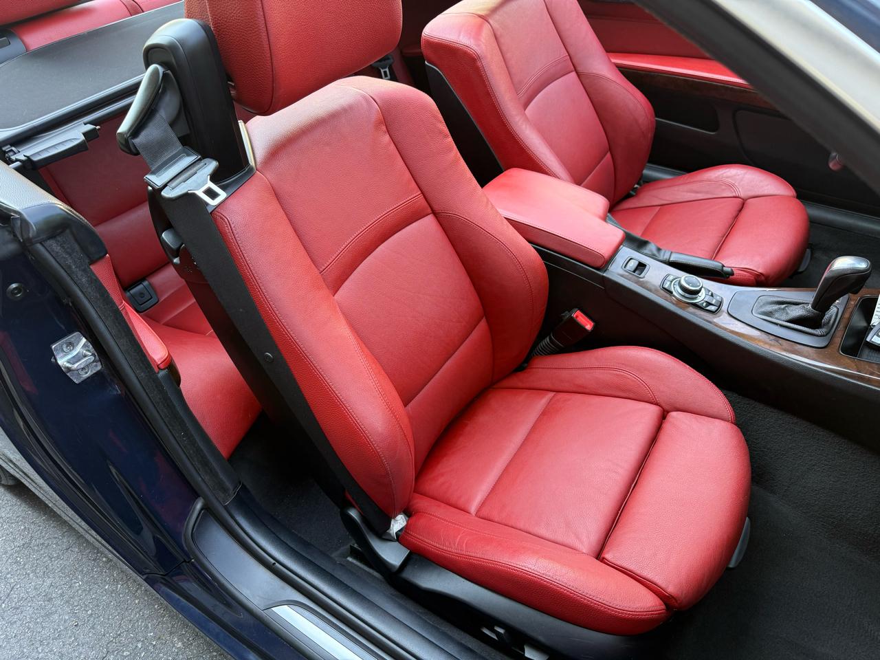 BMW 3-Series 335i Convertible 2010