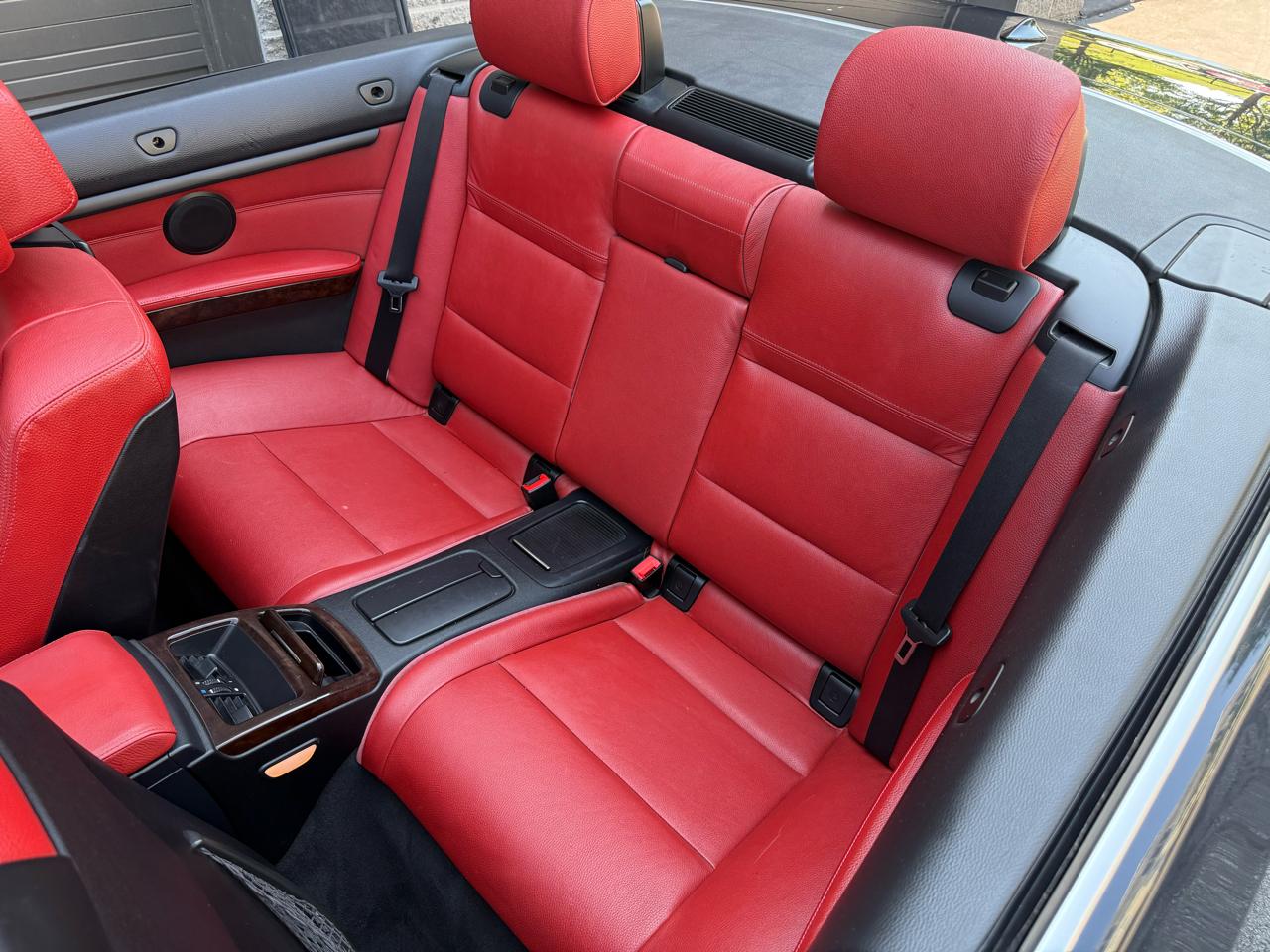 BMW 3-Series 335i Convertible 2010