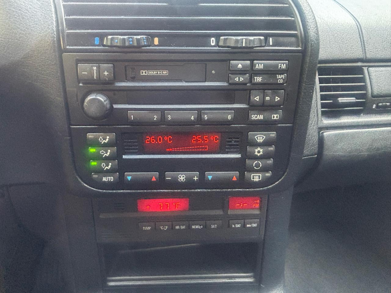 BMW 318  1998