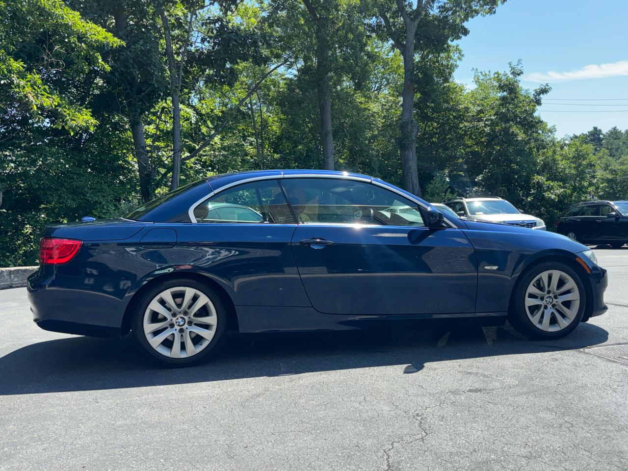 BMW 3-Series 328i Convertible - SULEV 2013