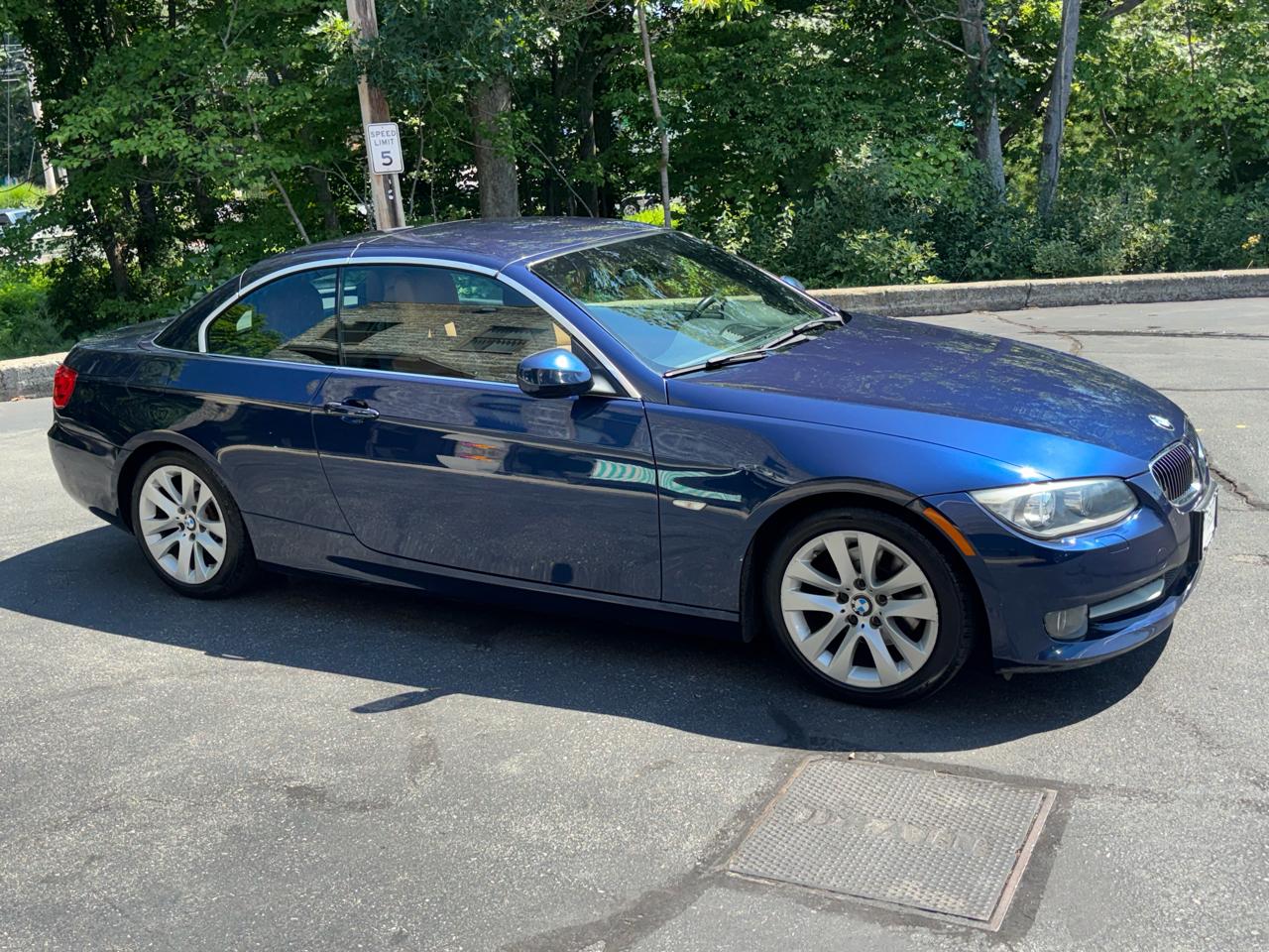 BMW 3-Series 328i Convertible - SULEV 2013