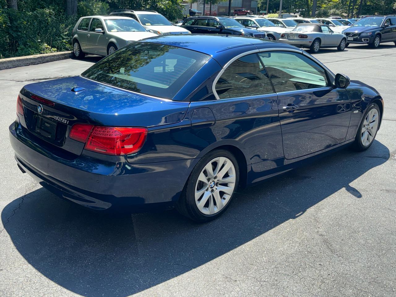 BMW 3-Series 328i Convertible - SULEV 2013
