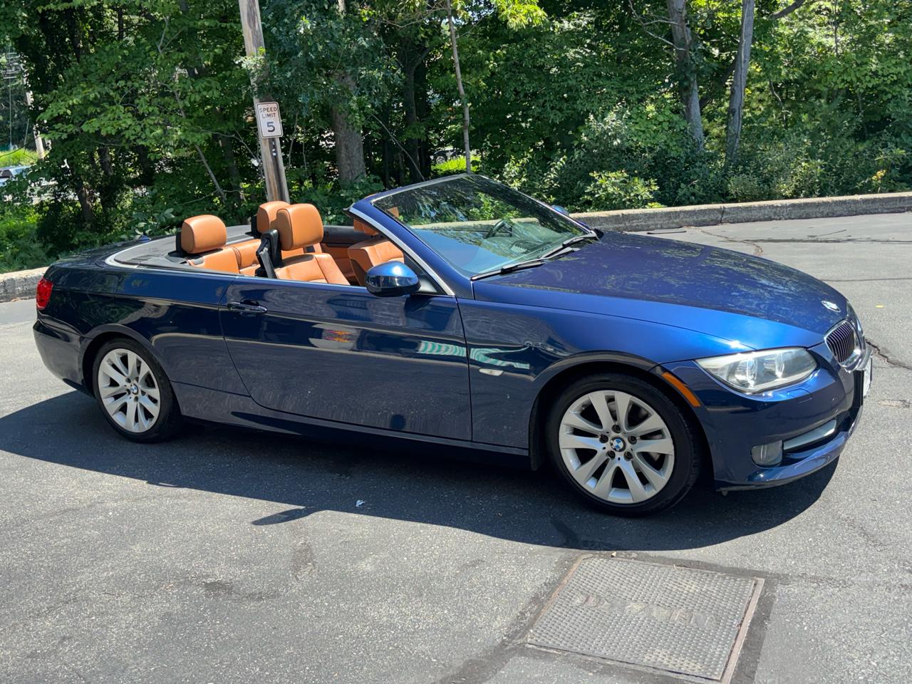BMW 3-Series 328i Convertible - SULEV 2013