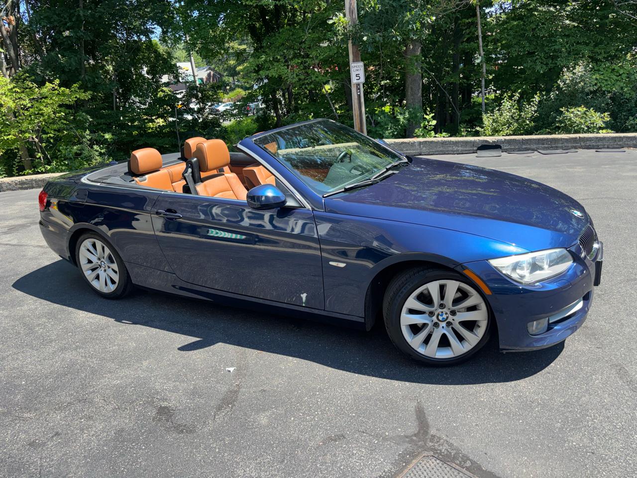BMW 3-Series 328i Convertible - SULEV 2013