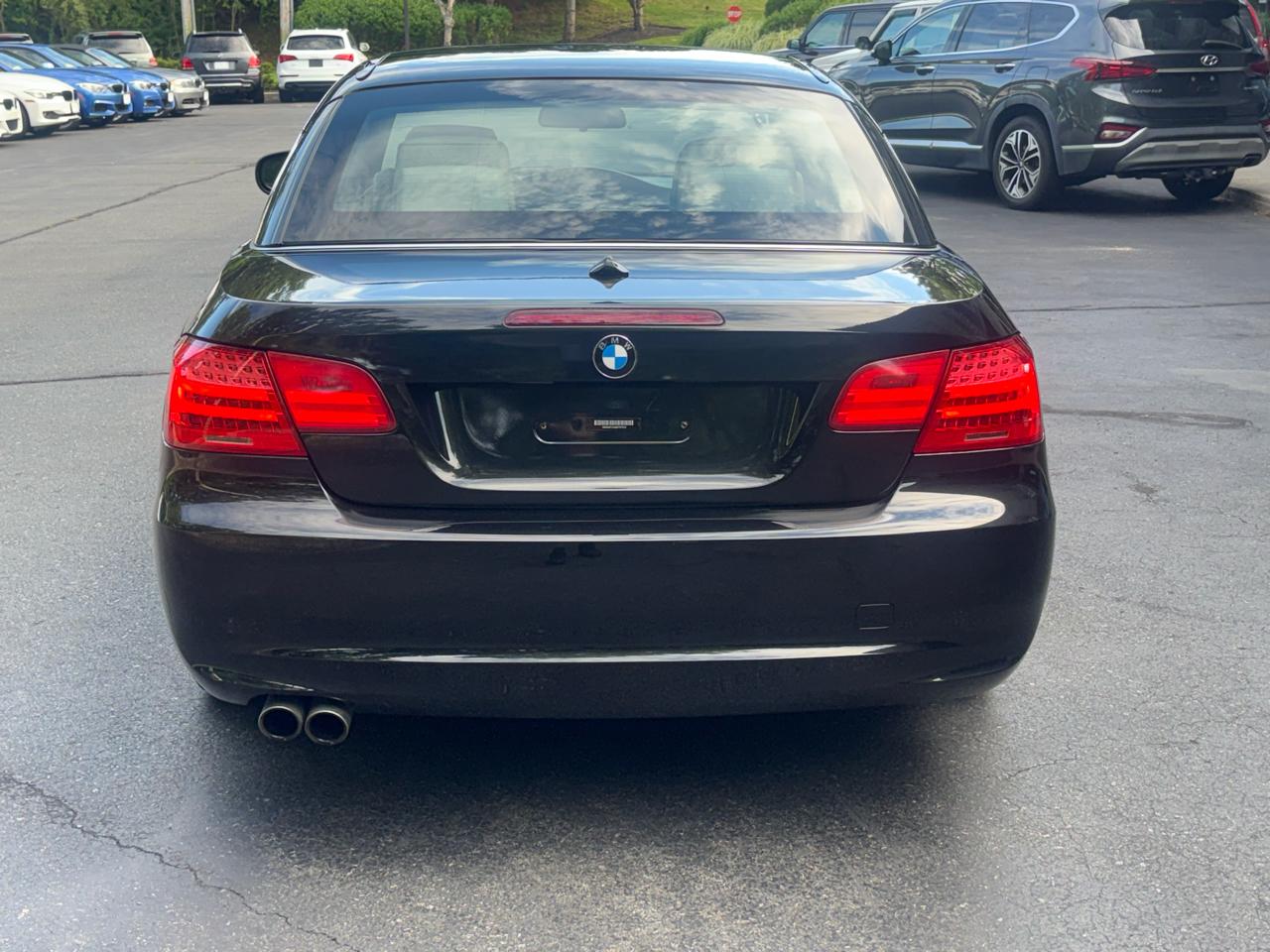 BMW 3-Series 328i Convertible - SULEV 2011