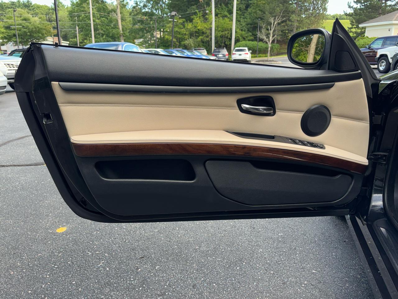 BMW 3-Series 328i Convertible - SULEV 2011