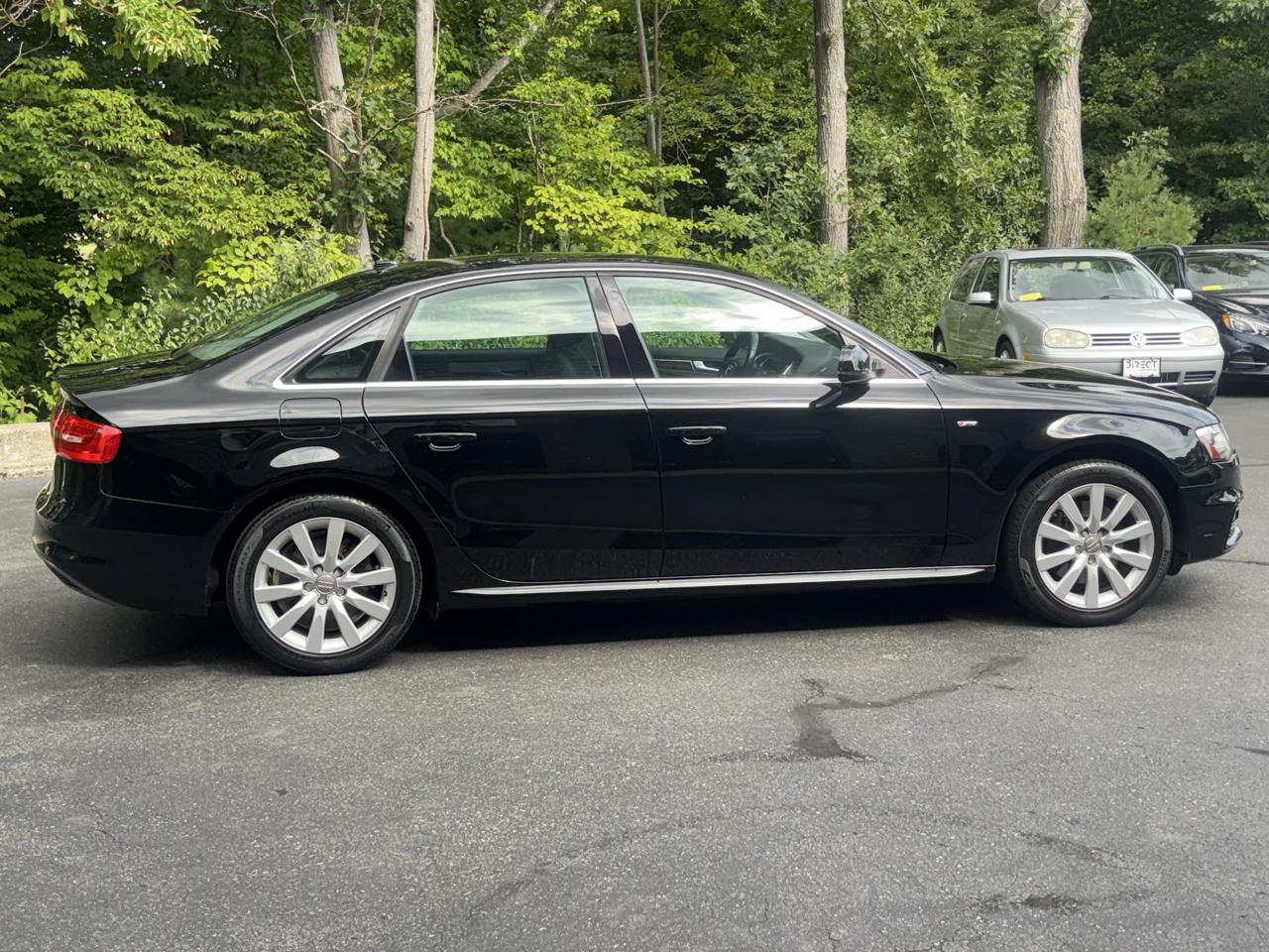 Audi A4 2.0T Premium Sedan quattro Manual 2015