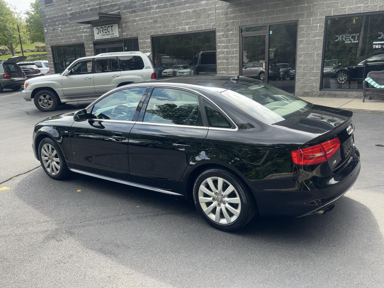 Audi A4 2.0T Premium Sedan quattro Manual 2015