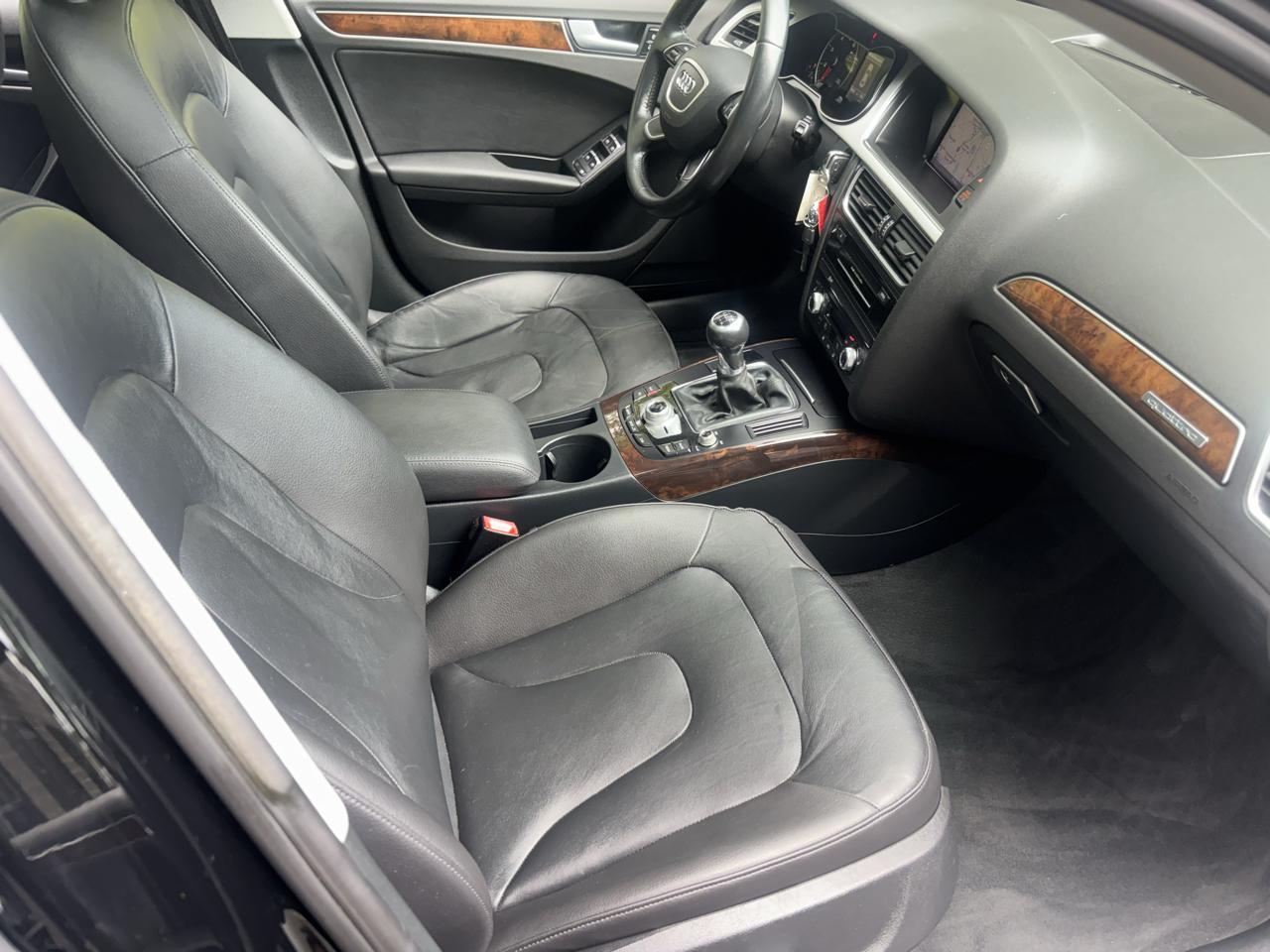 Audi A4 2.0T Premium Sedan quattro Manual 2015