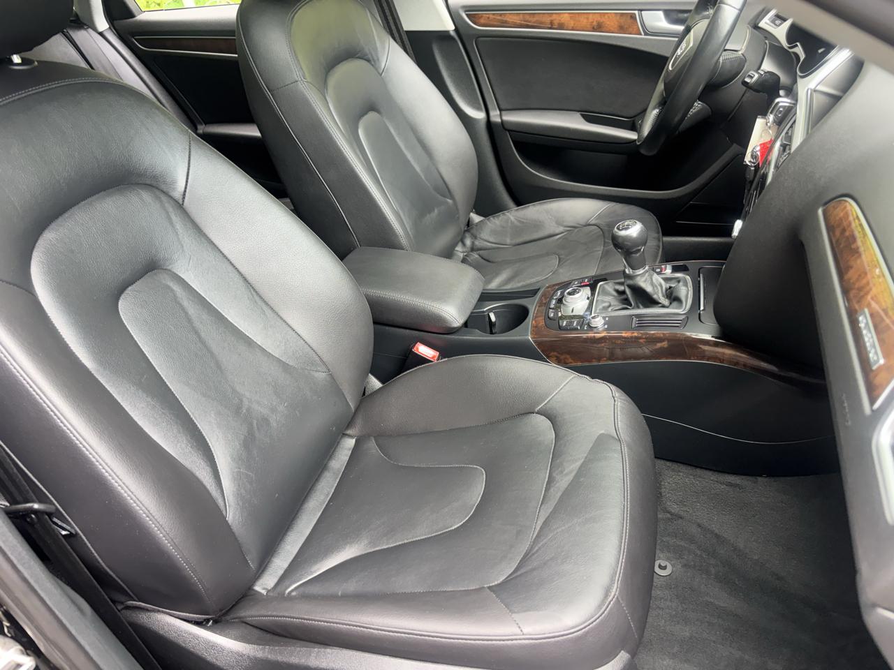 Audi A4 2.0T Premium Sedan quattro Manual 2015