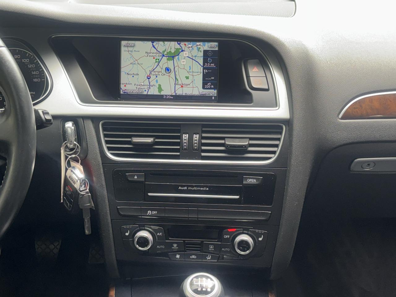 Audi A4 2.0T Premium Sedan quattro Manual 2015
