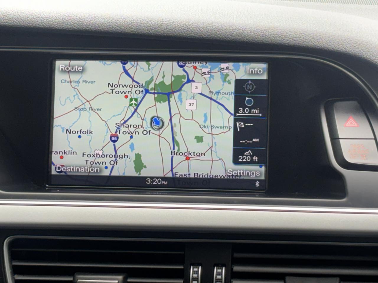 Audi A4 2.0T Premium Sedan quattro Manual 2015