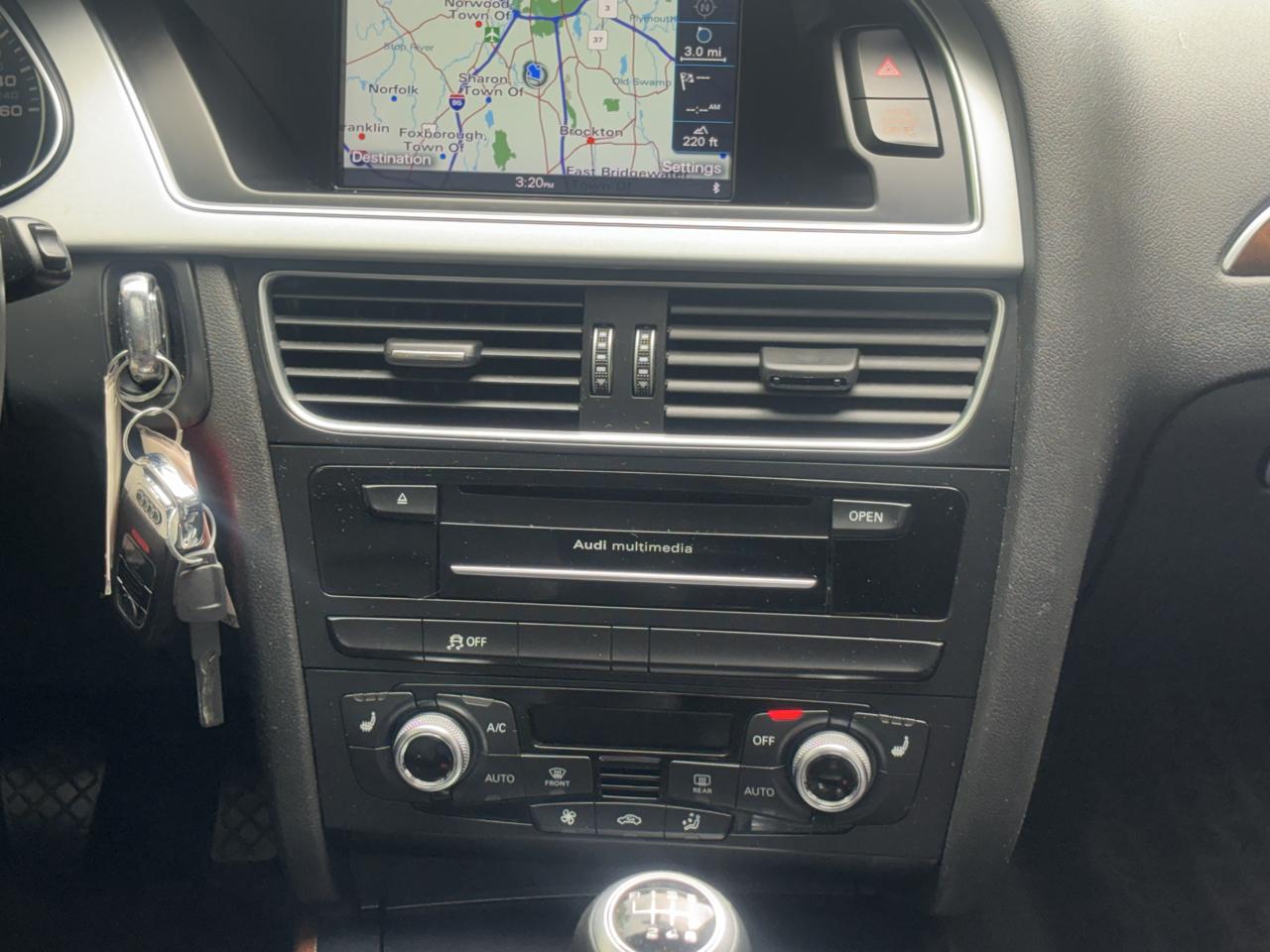 Audi A4 2.0T Premium Sedan quattro Manual 2015