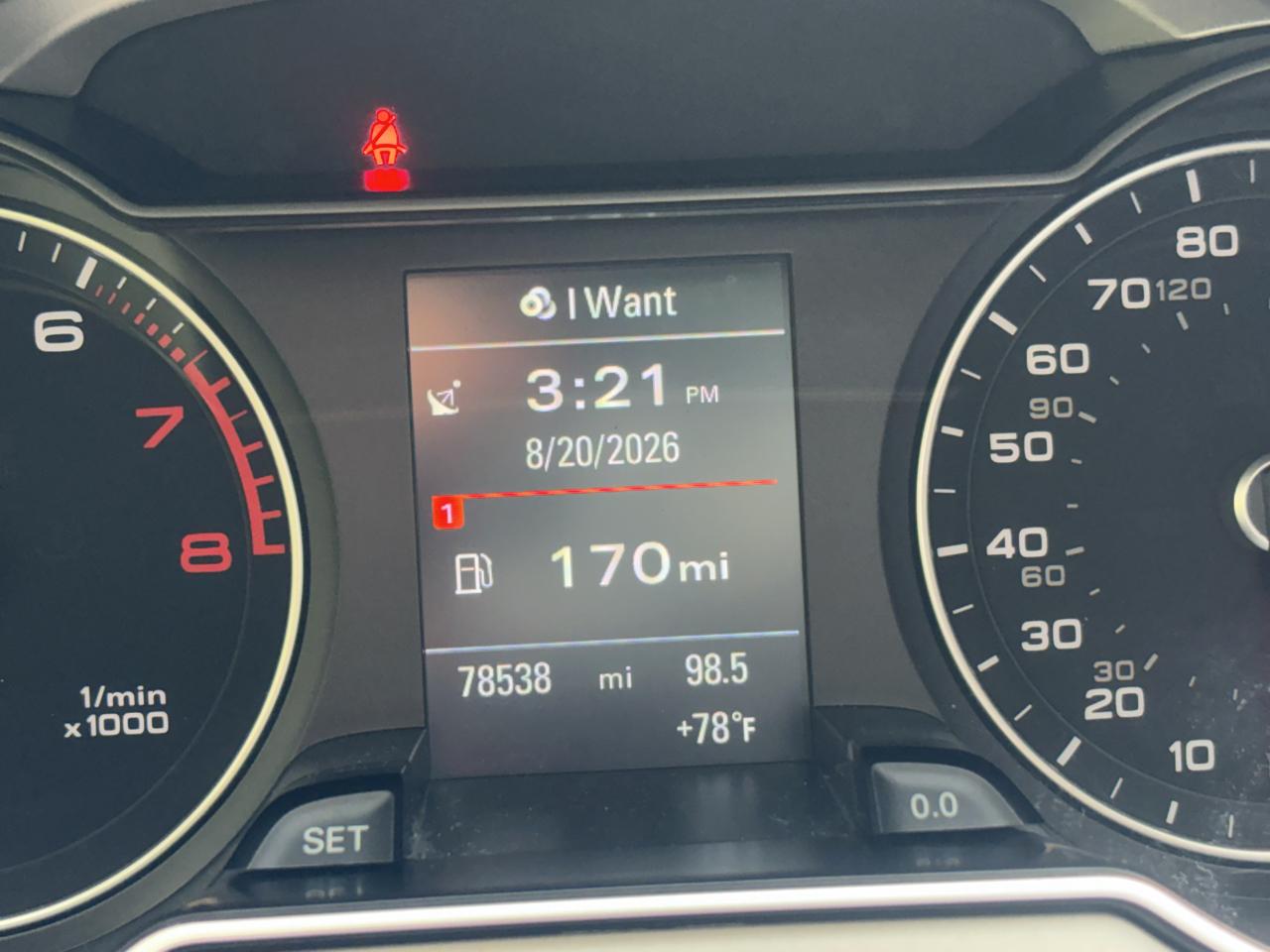 Audi A4 2.0T Premium Sedan quattro Manual 2015
