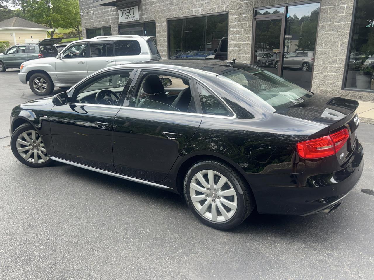Audi A4 2.0T Premium Sedan quattro Manual 2015