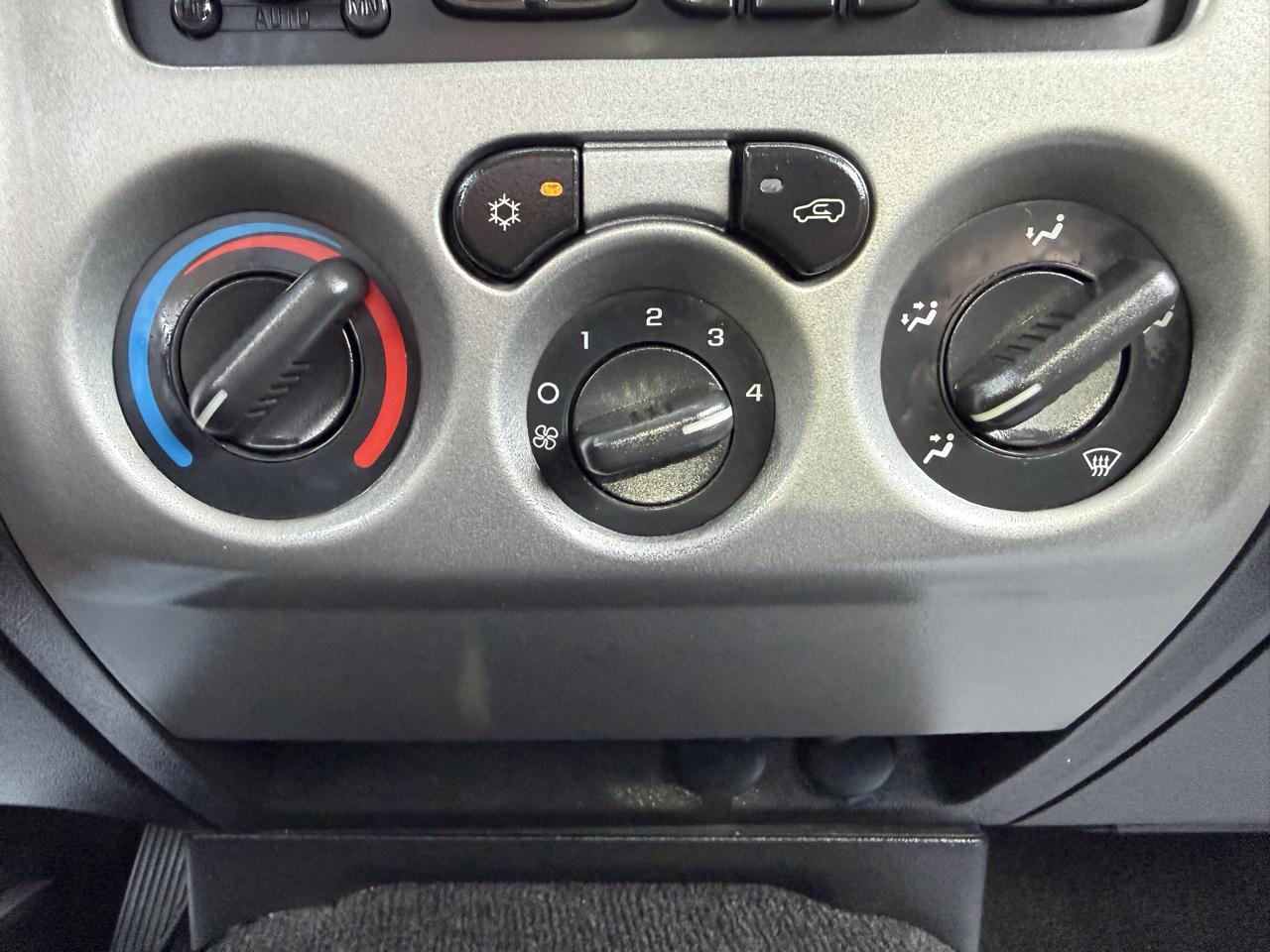GMC Canyon SLE2 Crew Cab 2WD 2012