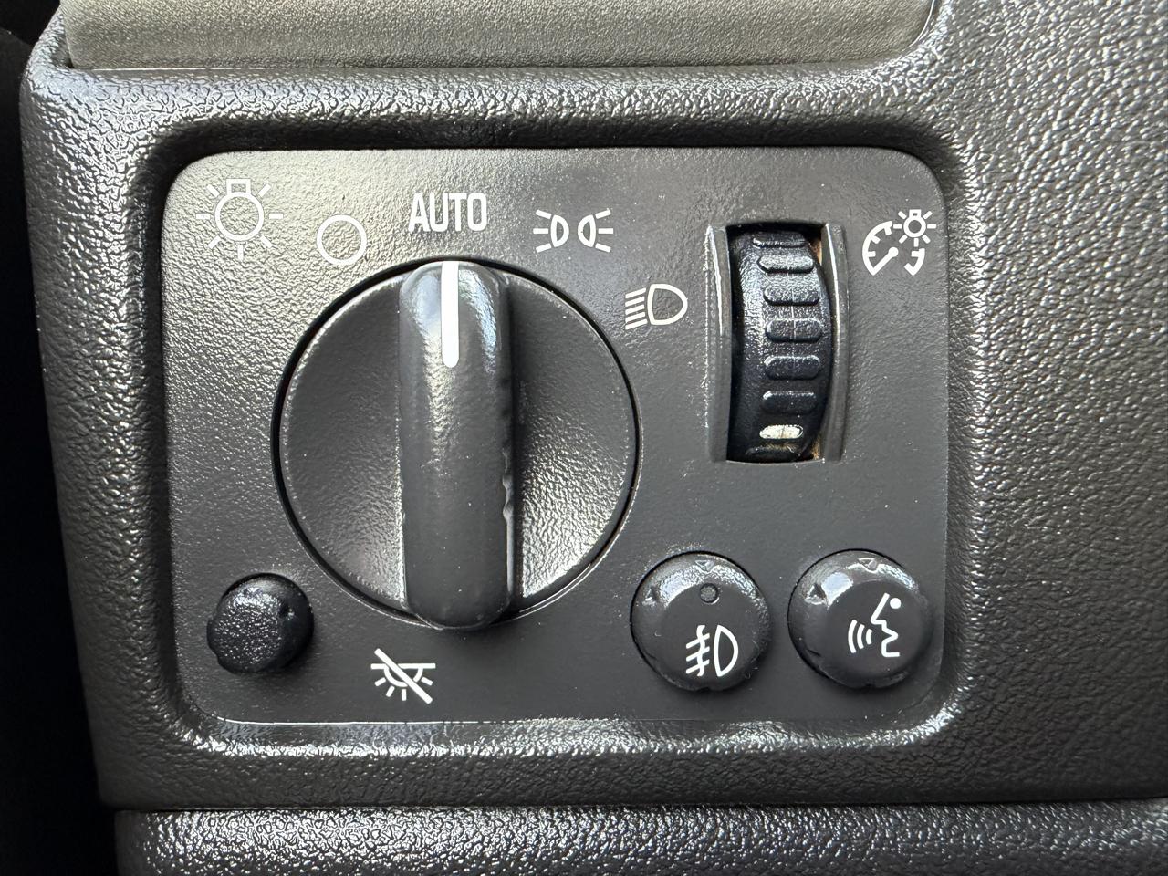 GMC Canyon SLE2 Crew Cab 2WD 2012