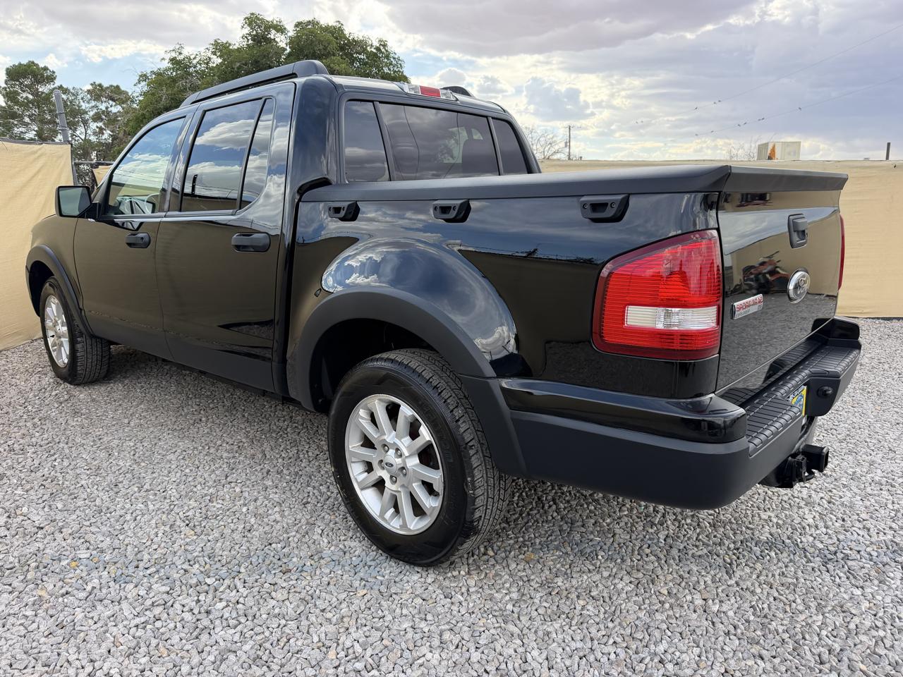 Ford Explorer Sport Trac XLT 4.0L 4WD 2010