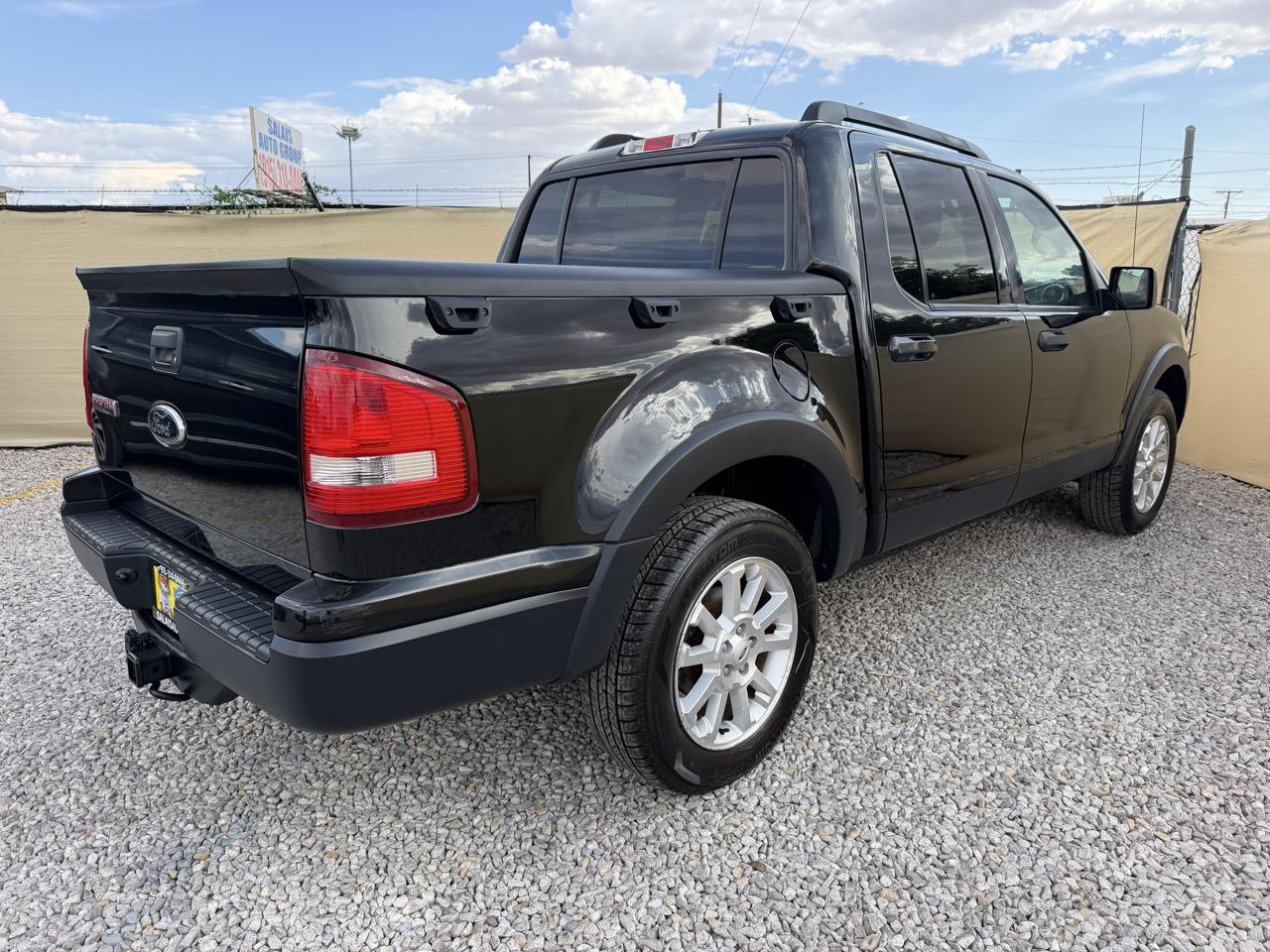 Ford Explorer Sport Trac XLT 4.0L 4WD 2010