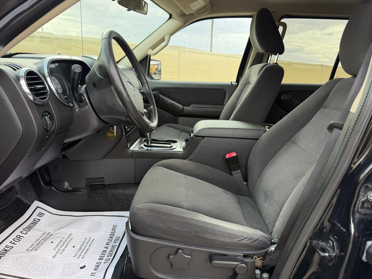 Ford Explorer Sport Trac XLT 4.0L 4WD 2010