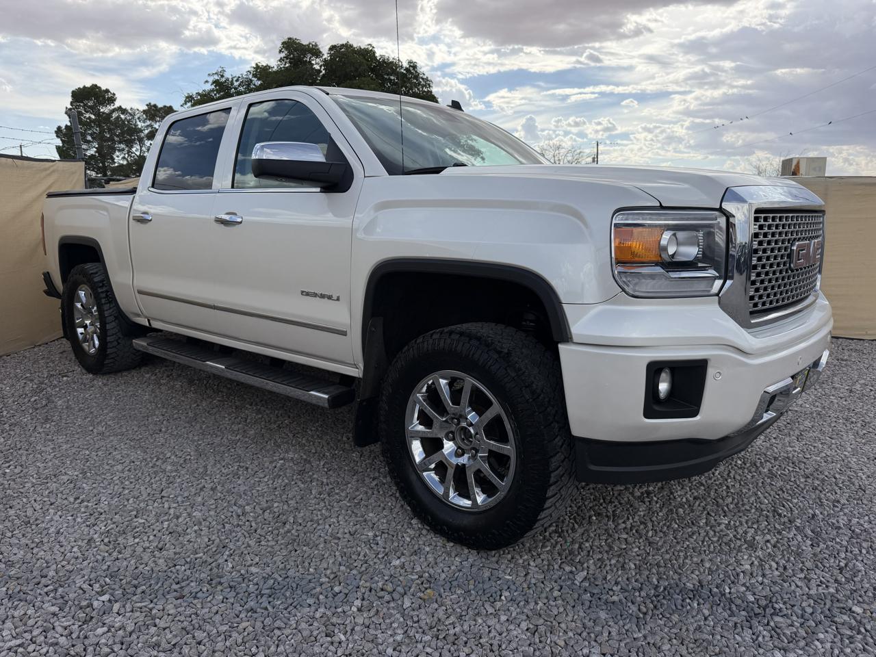 GMC Sierra 1500 Denali Crew Cab 4WD 2014