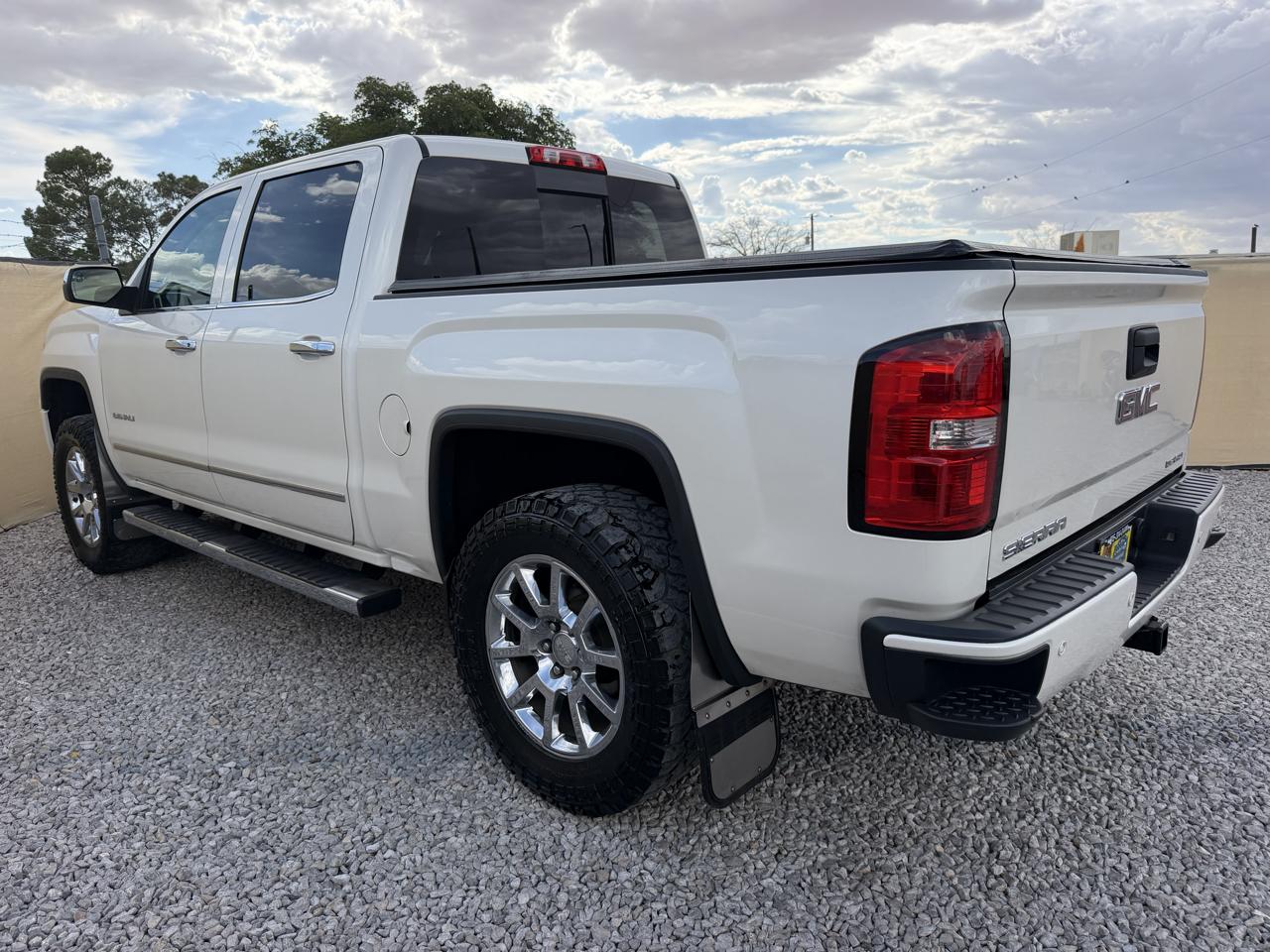 GMC Sierra 1500 Denali Crew Cab 4WD 2014